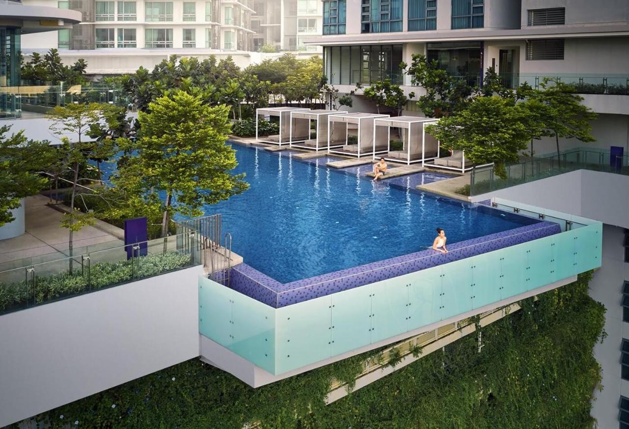 Bukit Bintang Robertson 3br With Netflix
